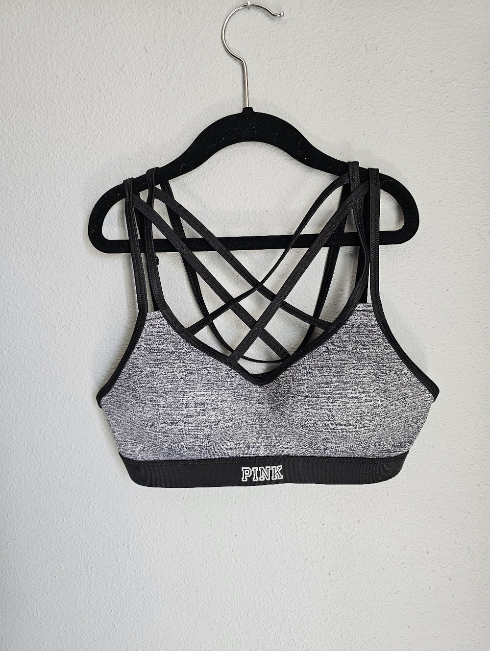 PINK Victoria's Secret Heather Gray Strappy Crisscross Ultimate Sports Bra